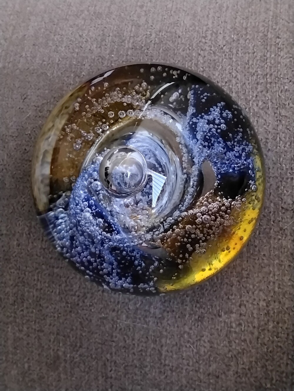 Vintage Caithness Scotland 'Cosmos' Art Glass Paperweight - Signed & Numbered - Picture 8 of 8